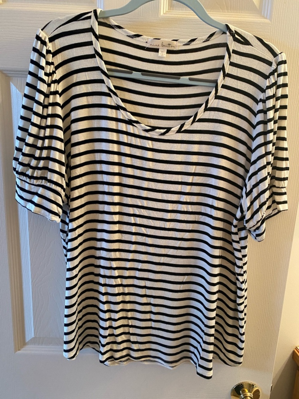 Nine Britton  Black &  Off White Striped Scoop-Neck Short Sleeve Top